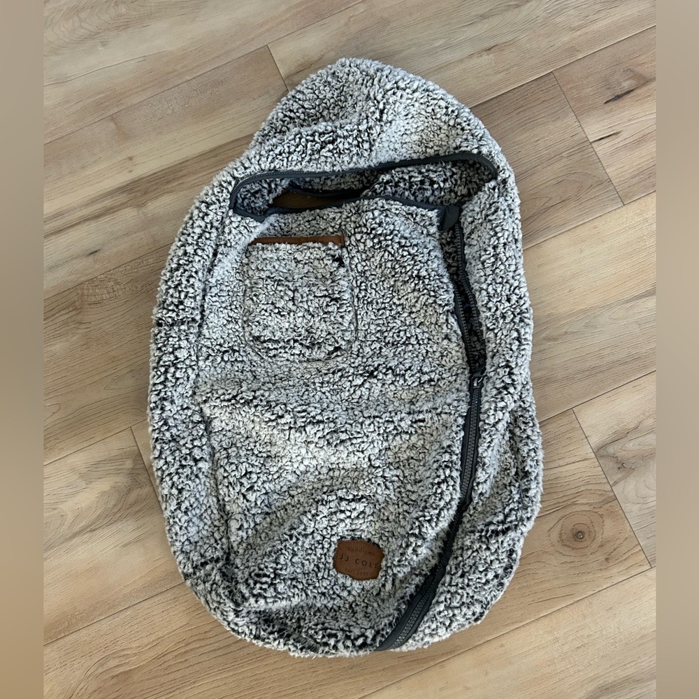 JJ Cole winter car seat cover